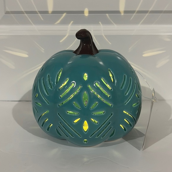 Accents New Fall Blue Eyelet Led Light Ceramic Pumpkin Coastal Fall